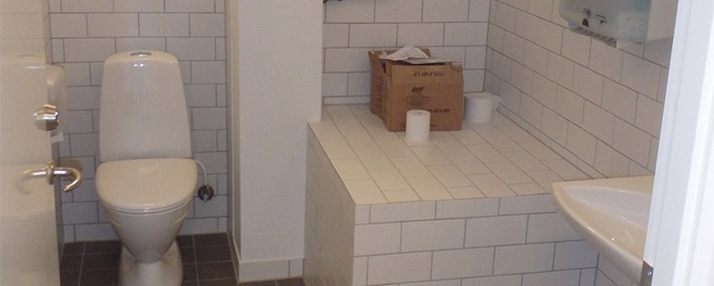 toilet hos klublouis